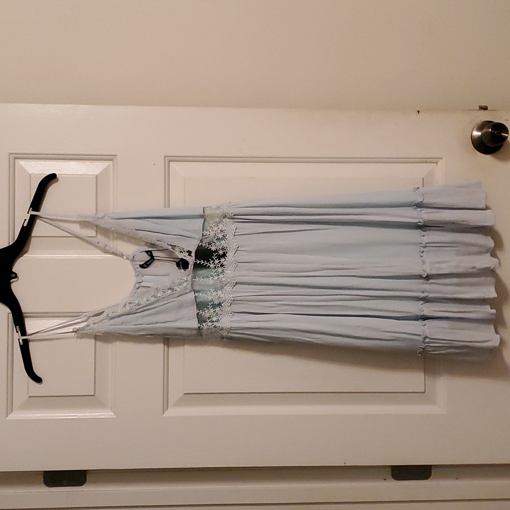 Dress - Knee length